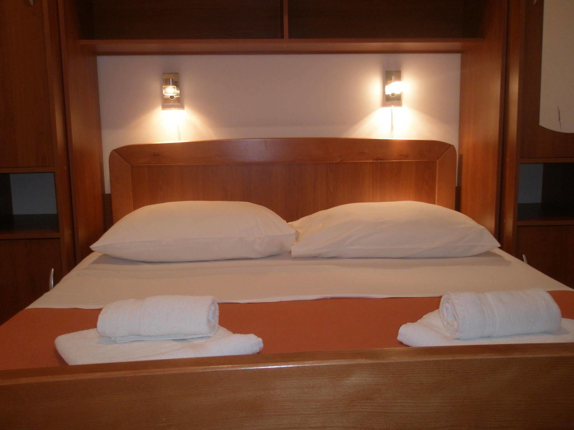 Apartments Znjan Split Extérieur photo