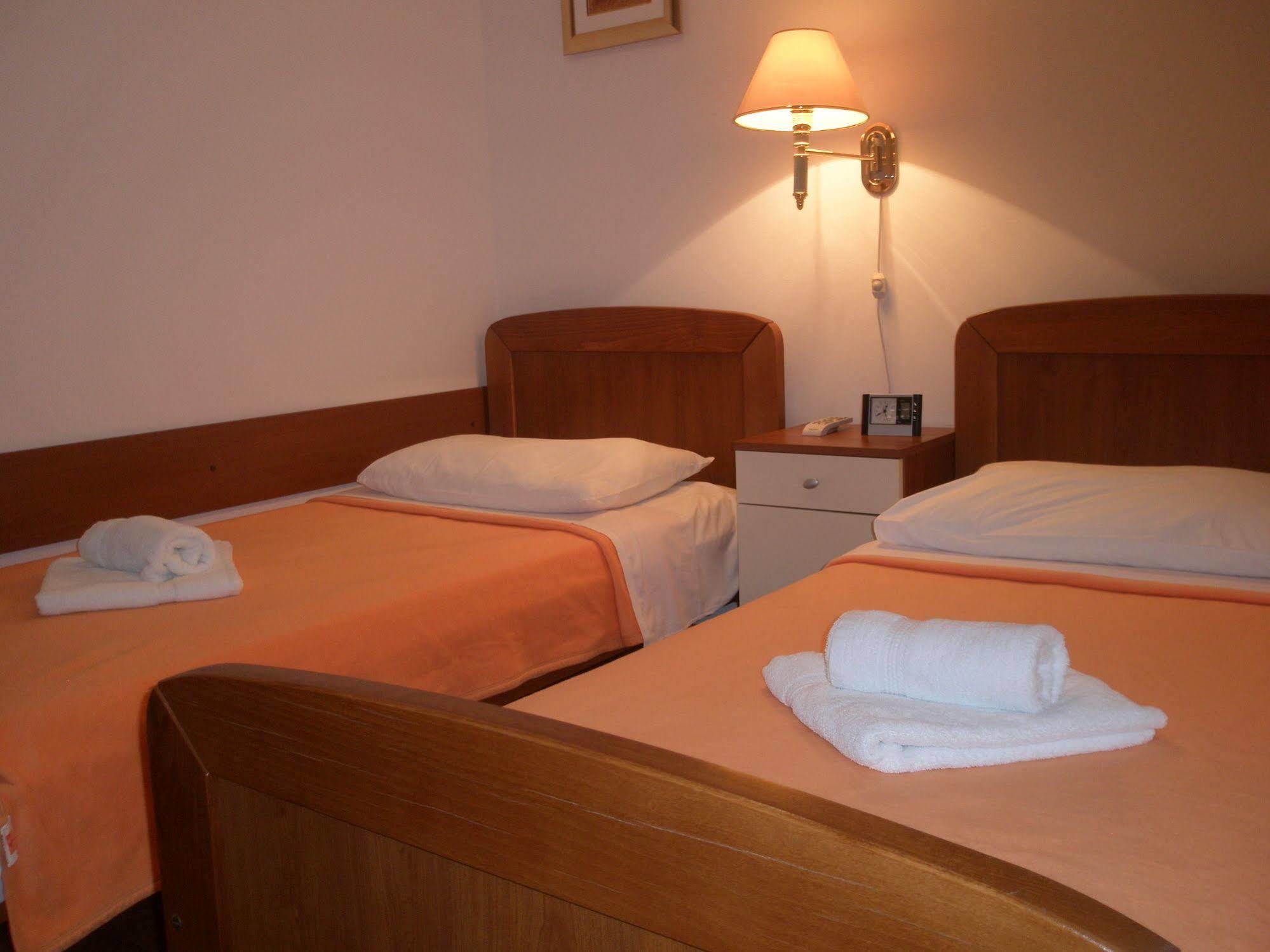 Apartments Znjan Split Extérieur photo