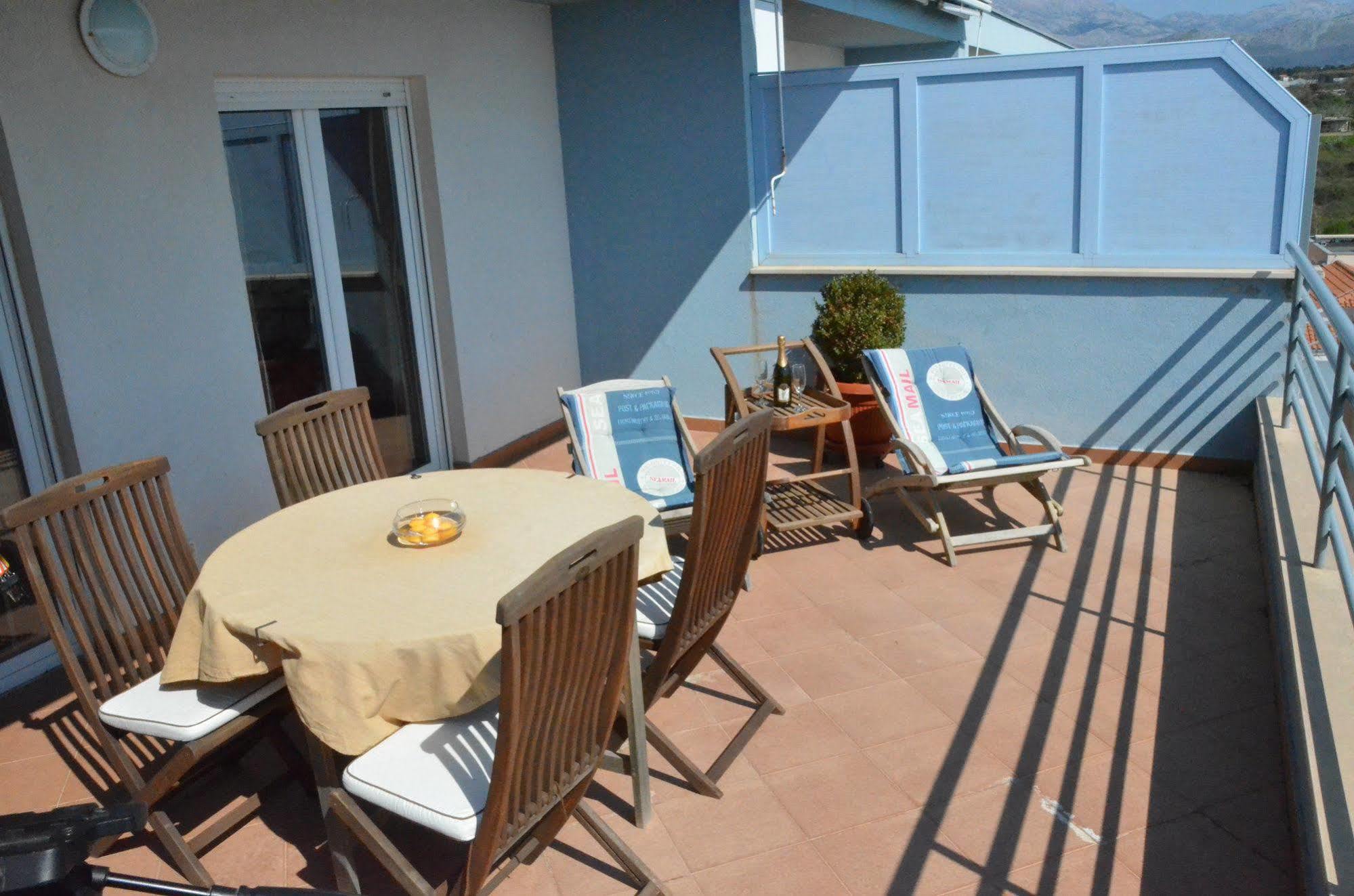 Apartments Znjan Split Extérieur photo